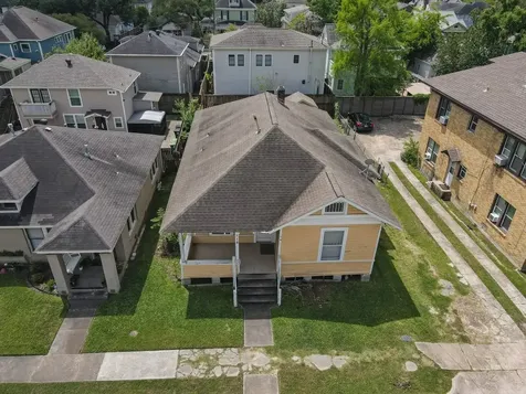 118 North Street Houston TX 77009