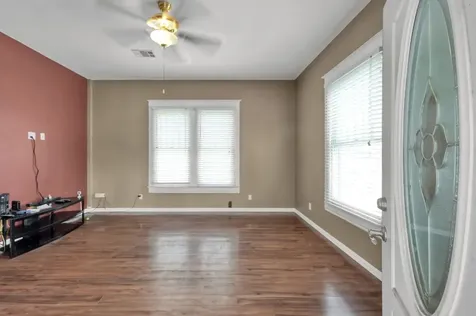 118 North Street Houston TX 77009
