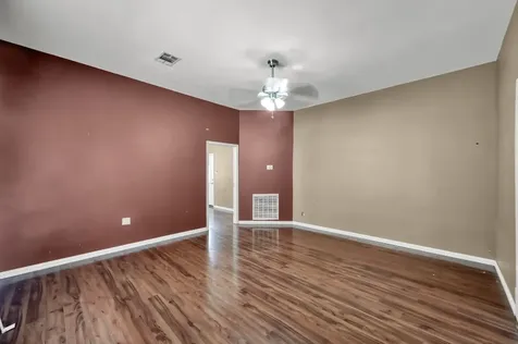 118 North Street Houston TX 77009