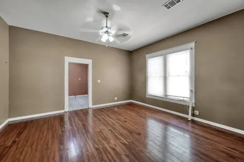 118 North Street Houston TX 77009