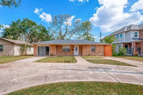 5609 Newcastle Street Bellaire TX 77401