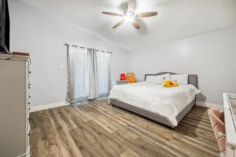 11835 Sandpiper Drive Houston TX 77035