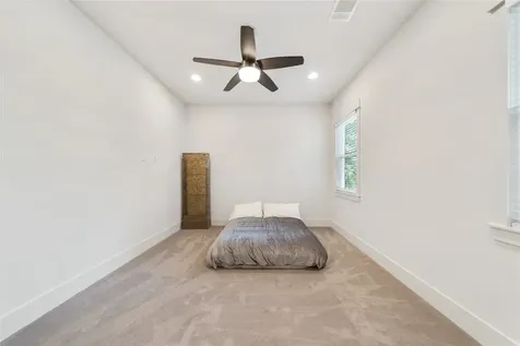 620 E 26th Street Houston TX 77008