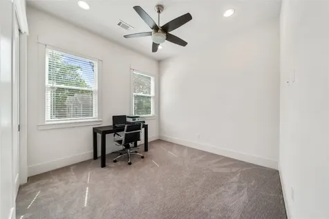 620 E 26th Street Houston TX 77008