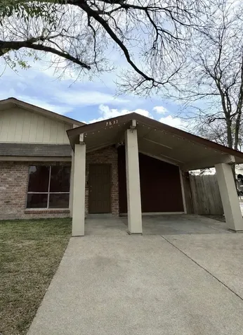 7837 Pacific Pearl Street Houston TX 77072