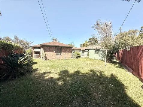 3546 Rosedale Street Houston TX 77004