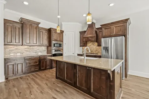 20015 Stone Lake Circle Tomball TX 77377