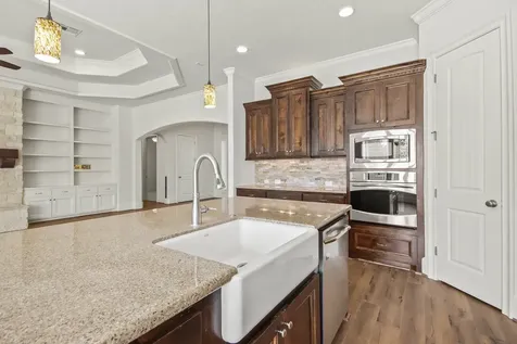20015 Stone Lake Circle Tomball TX 77377