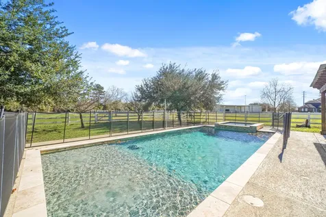 20015 Stone Lake Circle Tomball TX 77377