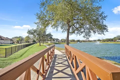 20015 Stone Lake Circle Tomball TX 77377