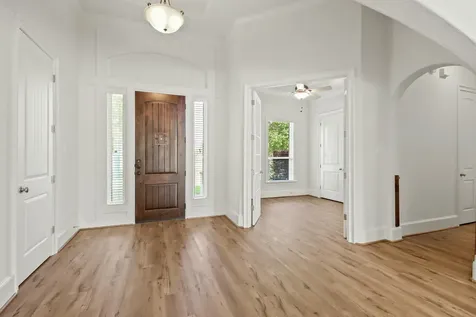 20015 Stone Lake Circle Tomball TX 77377