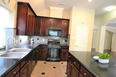 1514 Coyote Hills Lane Richmond TX 77469