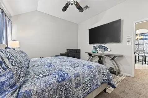 118 Snug Harbor Drive Conroe TX 77356