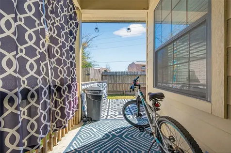 118 Snug Harbor Drive Conroe TX 77356