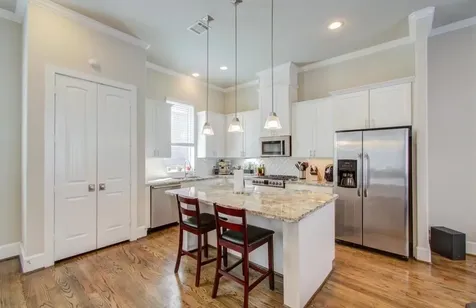 243 W 27th Street Houston TX 77008
