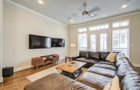 243 W 27th Street Houston TX 77008