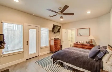243 W 27th Street Houston TX 77008