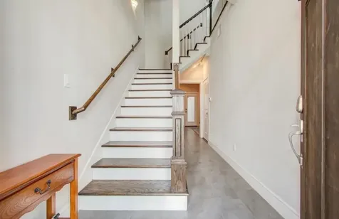 243 W 27th Street Houston TX 77008