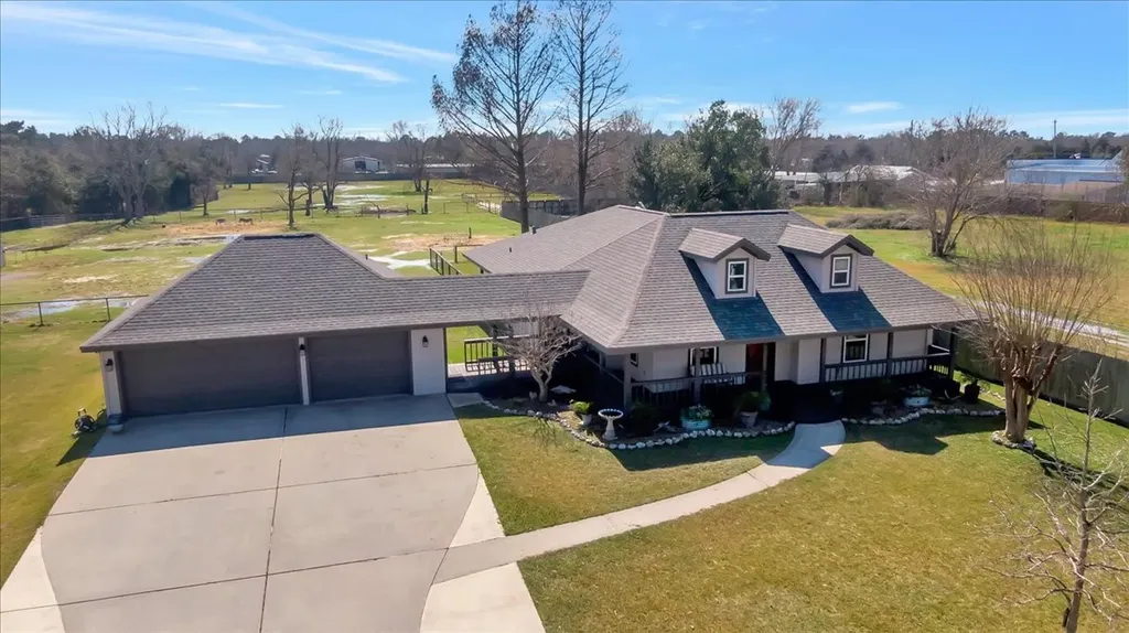 12335 2nd Street Santa Fe TX 77539