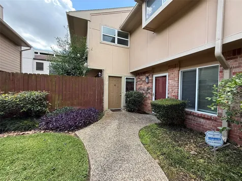 2517 Bering Drive 13 Houston TX 77057