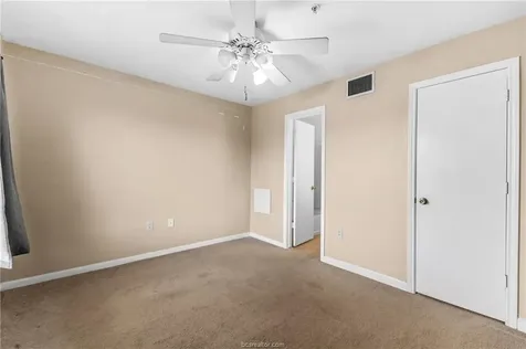 525 Southwest Parkway 302 College Station TX 77840
