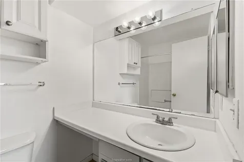 525 Southwest Parkway 302 College Station TX 77840