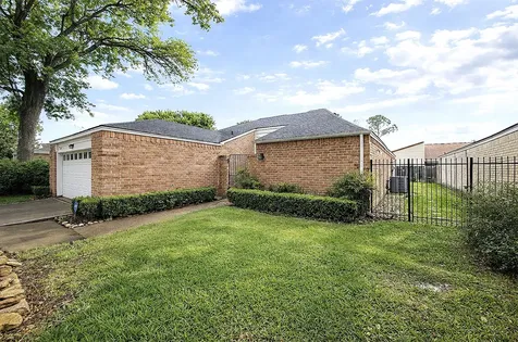 14118 Sandfield Drive Houston TX 77077