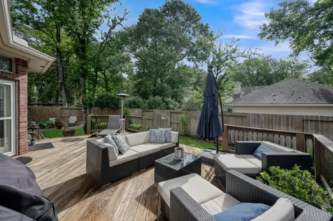 34 W Prairie Dawn Circle The Woodlands TX 77385