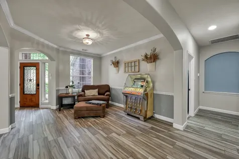 34 W Prairie Dawn Circle The Woodlands TX 77385