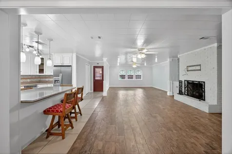 22 Willow Lane Galveston TX 77551