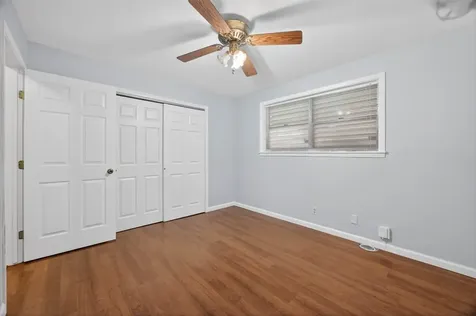 22 Willow Lane Galveston TX 77551