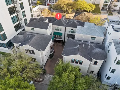 2415 W Main Street Houston TX 77098