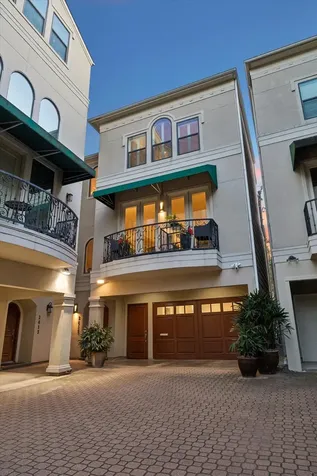 2415 W Main Street Houston TX 77098