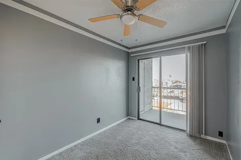 2830 S Bartell Drive 311 Houston TX 77054