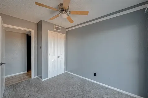 2830 S Bartell Drive 311 Houston TX 77054