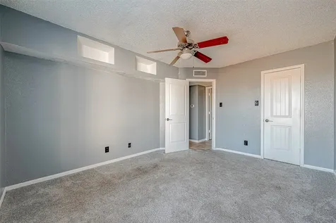 2830 S Bartell Drive 311 Houston TX 77054