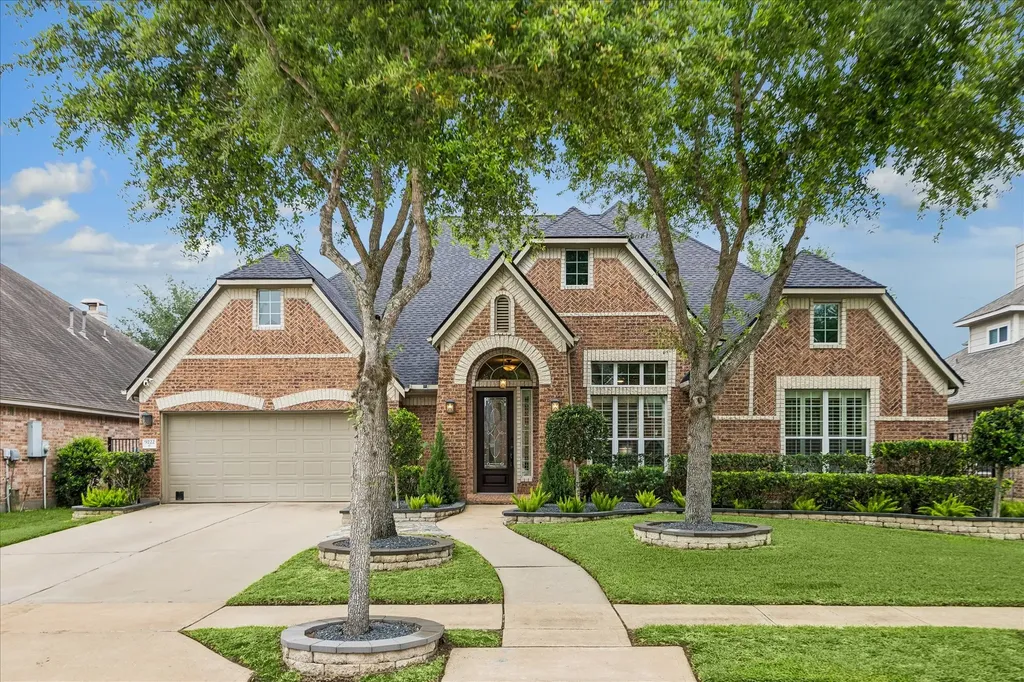 9222 Hernshead Lane Missouri City TX 77459