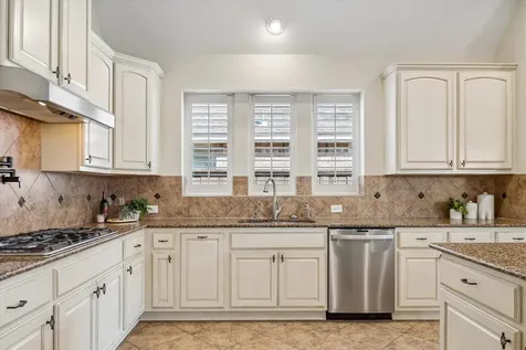 9222 Hernshead Lane Missouri City TX 77459
