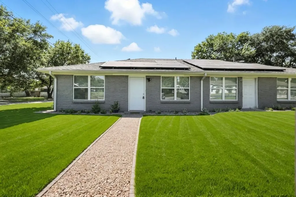 716 Hargest Street B Prairie View TX 77446