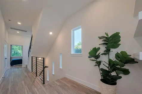 2909 Nagle Street Houston TX 77004