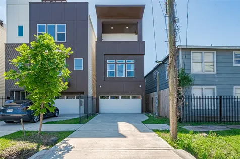 2909 Nagle Street Houston TX 77004