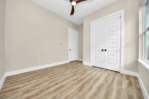 125 E 38th Street Houston TX 77018