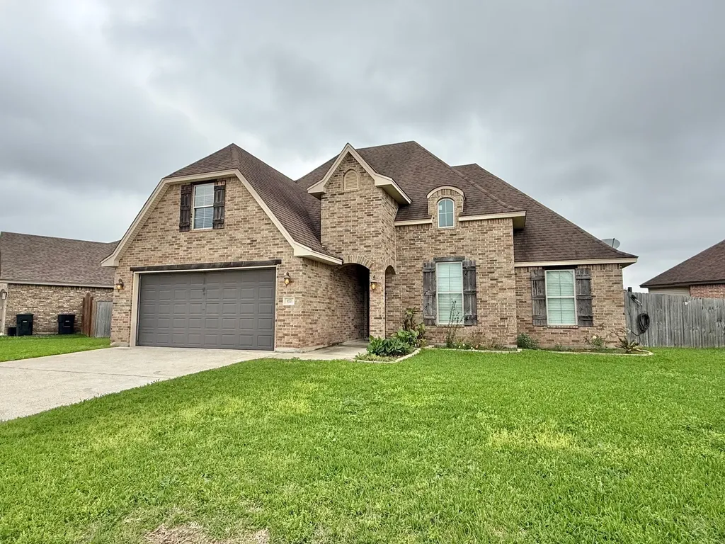 177 Sterling Ridge Drive Nederland TX 77627