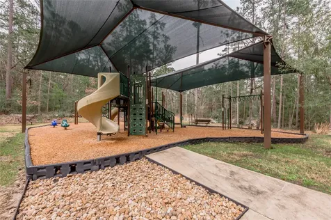 Tbd Queenswood Drive Huntsville TX 77320