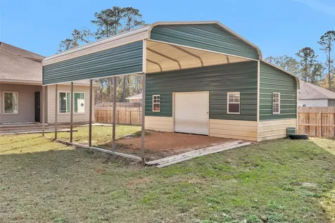 2743 N Colosseum Court New Caney TX 77357