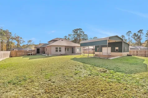 2743 N Colosseum Court New Caney TX 77357