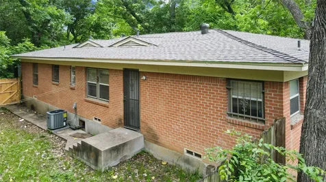 3016 Loganwood Drive Dallas TX 75227