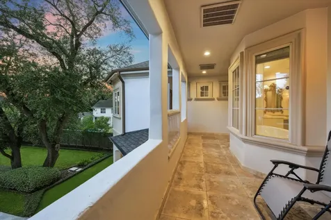507 Bolivar Street Bellaire TX 77401