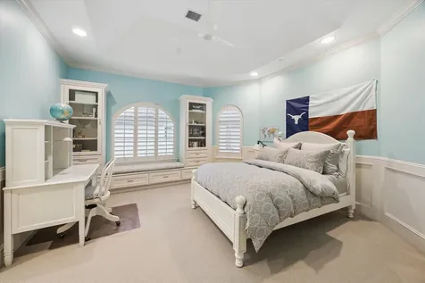 507 Bolivar Street Bellaire TX 77401