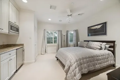 507 Bolivar Street Bellaire TX 77401